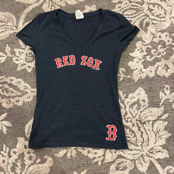 Last Day 🎁

Boston Red Sox genuine merchandise by campus lifestyle - Picture 2 of 5
